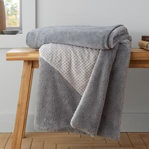 Catherine Lansfield Cosy Larsson Fleece 130cm x 170cm Throw Grey