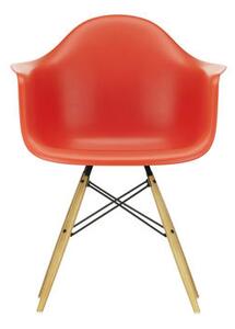 DAW - Eames Plastic Armchair Armchair - / (1950) - Light wood legs by Vitra Red