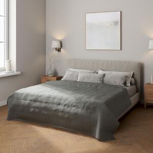 Check quilted throw