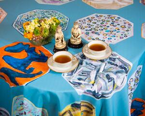 MEDAILLONS TABLECLOTH IN LIGHT BLUE - 220 x 280