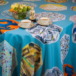 MEDAILLONS TABLECLOTH IN LIGHT BLUE - 220 x 280