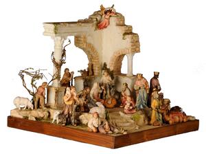 Oriental Nativity Set - stable and 20 figurines