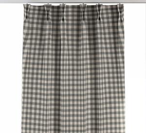 Double pinch pleat curtain