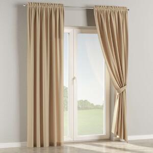Slot and frill curtain