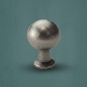 Layon Cabinet Knob in Matt Brushed Brass, Antique Pewter and Deep Antique Brass Finish