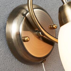 Wall light Mael with a pull switch
