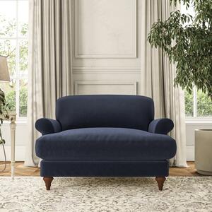 Evie Snuggle Chair