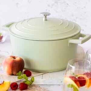 MasterClass Non-Stick Cast Aluminium 24cm Casserole Dish, 4L