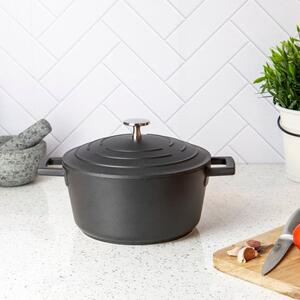 MasterClass Non-Stick Cast Aluminium 20cm Casserole Dish, 2.5L