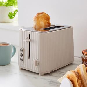 Textured Ribbed Plastic 2-Slice Toaster