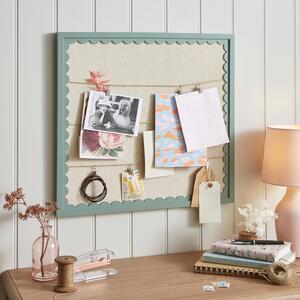 Remi Scalloped Edge Peg Board