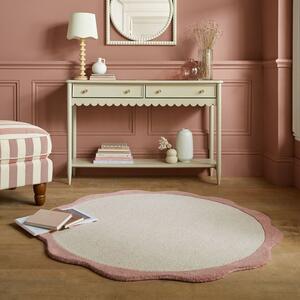 Bonnie Scallop Border Wool Round Rug