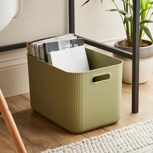 21L Ribbed Plastic Storage with Lid