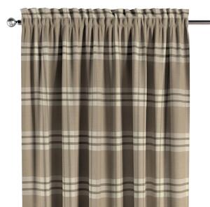 Slot and frill curtain