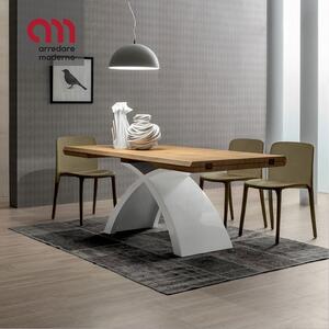 Tokyo Tonin Casa extendable table