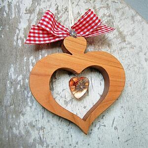 Wooden Alpine Heart with Crystal - cherry wood