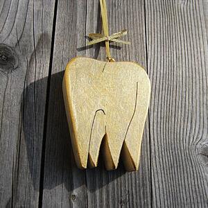 Wooden Tooth Decoration