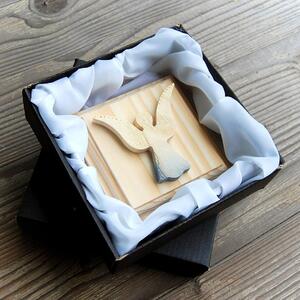 Small Wooden Angel Picture