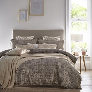 Tess Daly Lux Duvet Cover Bedding Set Natural