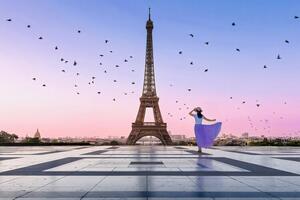 Photography Good Morning Eiffel, Kenneth Zeng, (40 x 26.7 cm)