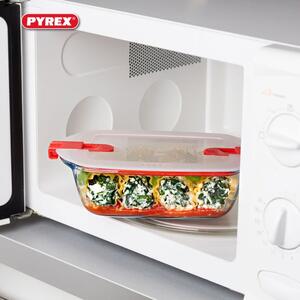 Pyrex Rectangular Oven Dish with Lid