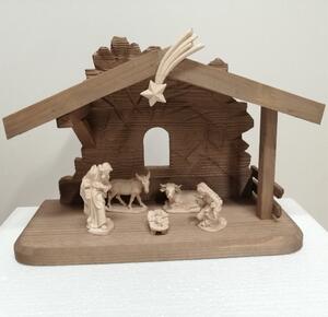 Traditional Nativity Scene with Comet Natur