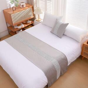 Diamond-Pattern Velvet Bed Runner – Elegance with Subtle Texture