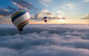 Art Photography Colorful hot air balloon flying above the clouds, guvendemir, (40 x 24.6 cm)