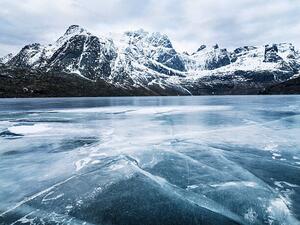 Art Photography Frozen water and mountain range on background, Johner Images, (40 x 30 cm)