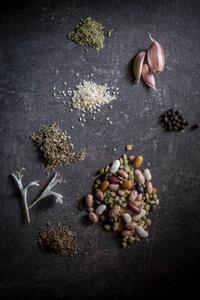 Art Photography Vegetables and spices - knolling, fotostorm, (26.7 x 40 cm)