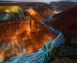 Art Photography Red Mountain Grand Canyon, Yuhan Liao, (40 x 35 cm)