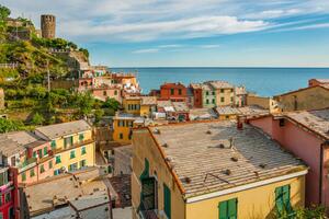 Art Photography Idyllic landscape of Cinque Terre, Italy, LeeYiuTung, (40 x 26.7 cm)