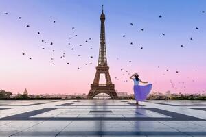 Art Photography Good Morning Eiffel, Kenneth Zeng, (40 x 26.7 cm)