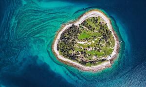 Photography Top aerial view of desert island,, rusm