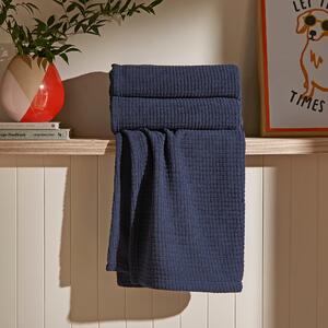 Mini Grid Fleece Throw 130cm x 180cm Navy (Blue)