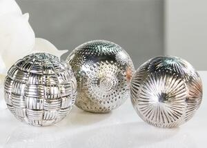 Carve Poly Set Of 3 Decoration Balls In Antique Silver