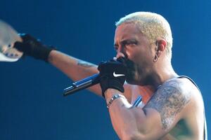 Photography Eminem live in Hamburg 2001, Gareth Davies