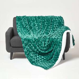 Homescapes Emerald Green Geometric Triangle Velvet Throw, 130 x 160 cm