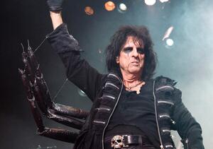 Photography Alice Cooper at The Manchester Apollo