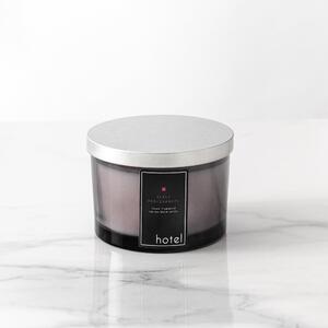 Hotel Pomegranate wick Candle Off-White