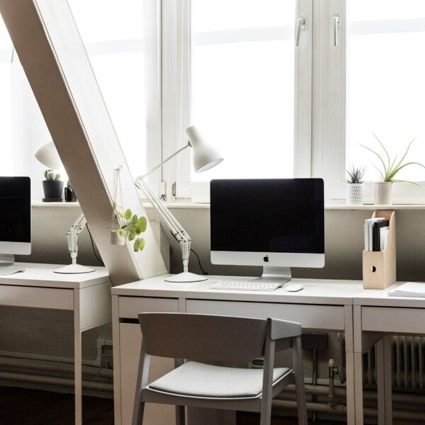Anglepoise 32505 Type 75 Desk Lamp In Alpine White