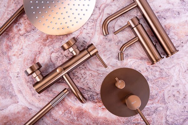Wall Mounted Bath faucet Rea Lungo Brush Copper + Box