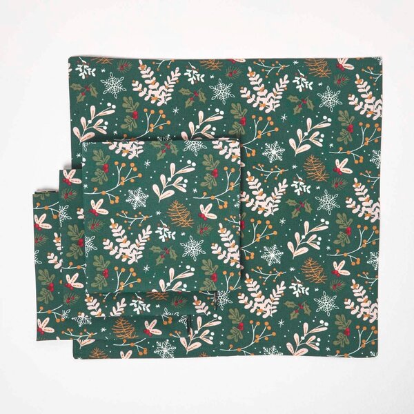 Homescapes Set of 4 Green Napkins 100% Cotton Christmas Holly Design