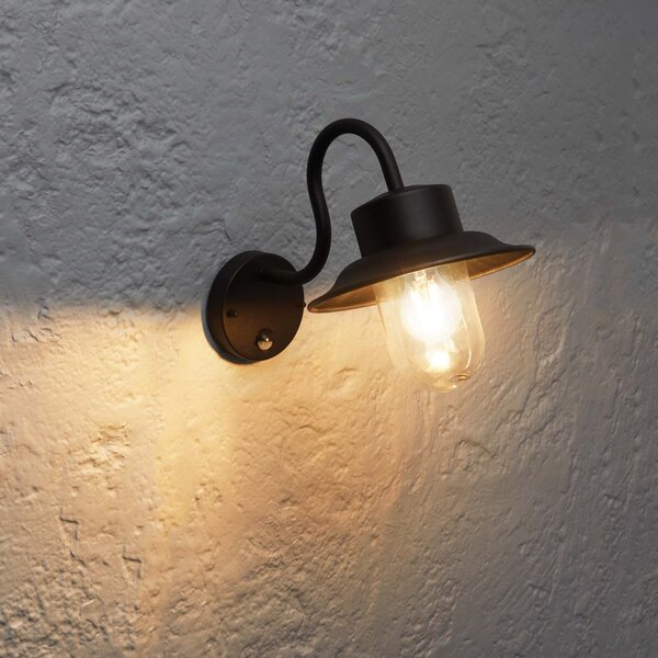 Vogue Windermere Outdoor PIR Wall Light Black