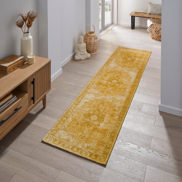 Mila Traditional Runner Mila Ochre