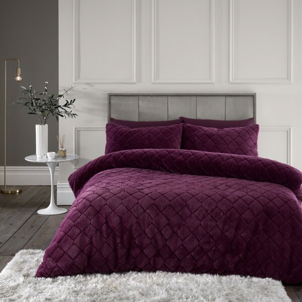 Catherine Lansfield Cosy Diamond Faux Fur Duvet Cover Bedding Set Plum