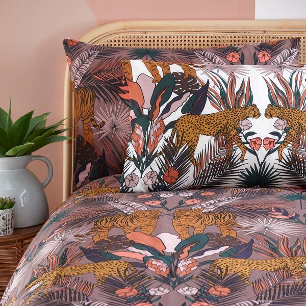 Furn. Kaihalulu Duvet Cover & Pillowcase Set