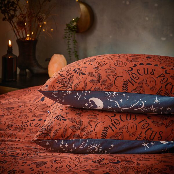 Furn. Witchy Vibes Duvet Cover Set Rust