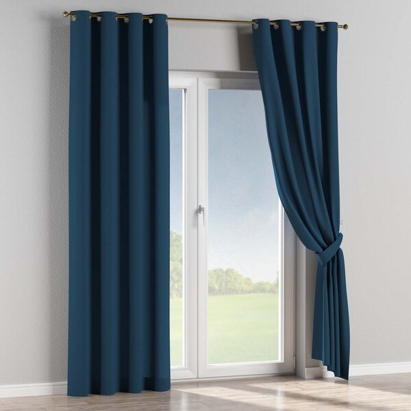 Eyelet curtain