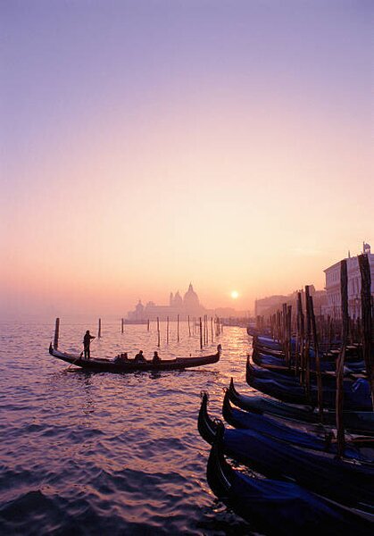 Photography Italy, Venice gondolas at sunset, Grant Faint